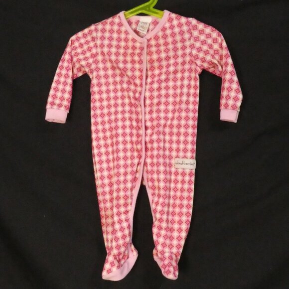 BABY GANZ | P2P 9.5 inches measured | Wheatberries Pink Patterned Footed Sleeper - Picture 1 of 15